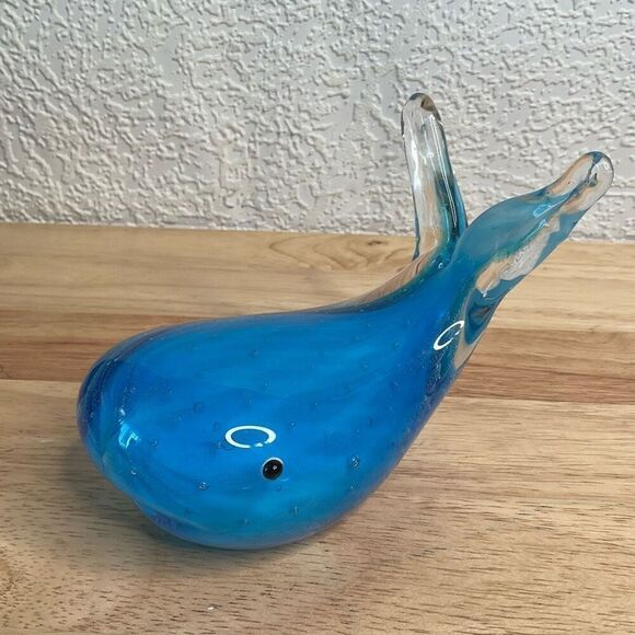 Vintage Murano Style Blue Hand Blown Art Glass Paperweight Blue Whale Figurine - Picture 5 of 11